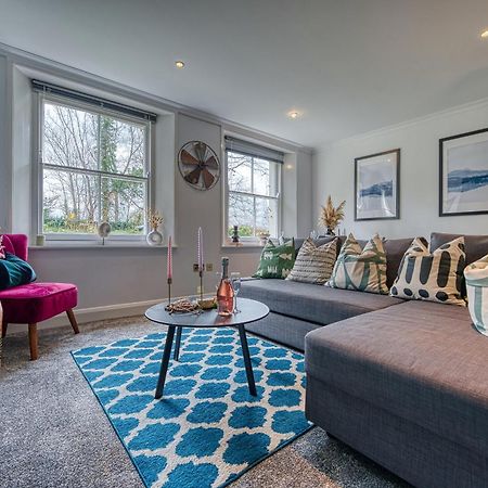 2 Bedroom Stylish Spacious Apt, Sleeps 6, Central Cheltenham, With Free Parking - By Blue Puffin Stays Экстерьер фото