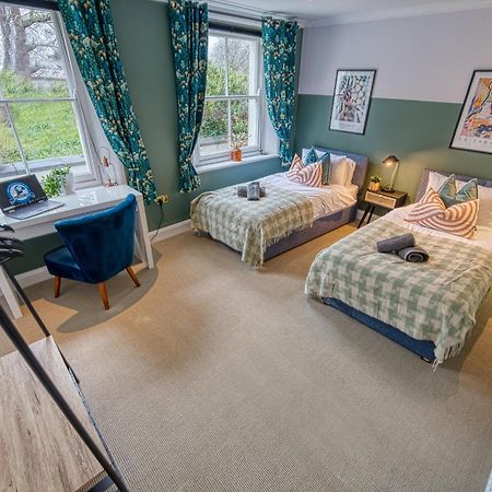 2 Bedroom Stylish Spacious Apt, Sleeps 6, Central Cheltenham, With Free Parking - By Blue Puffin Stays Экстерьер фото