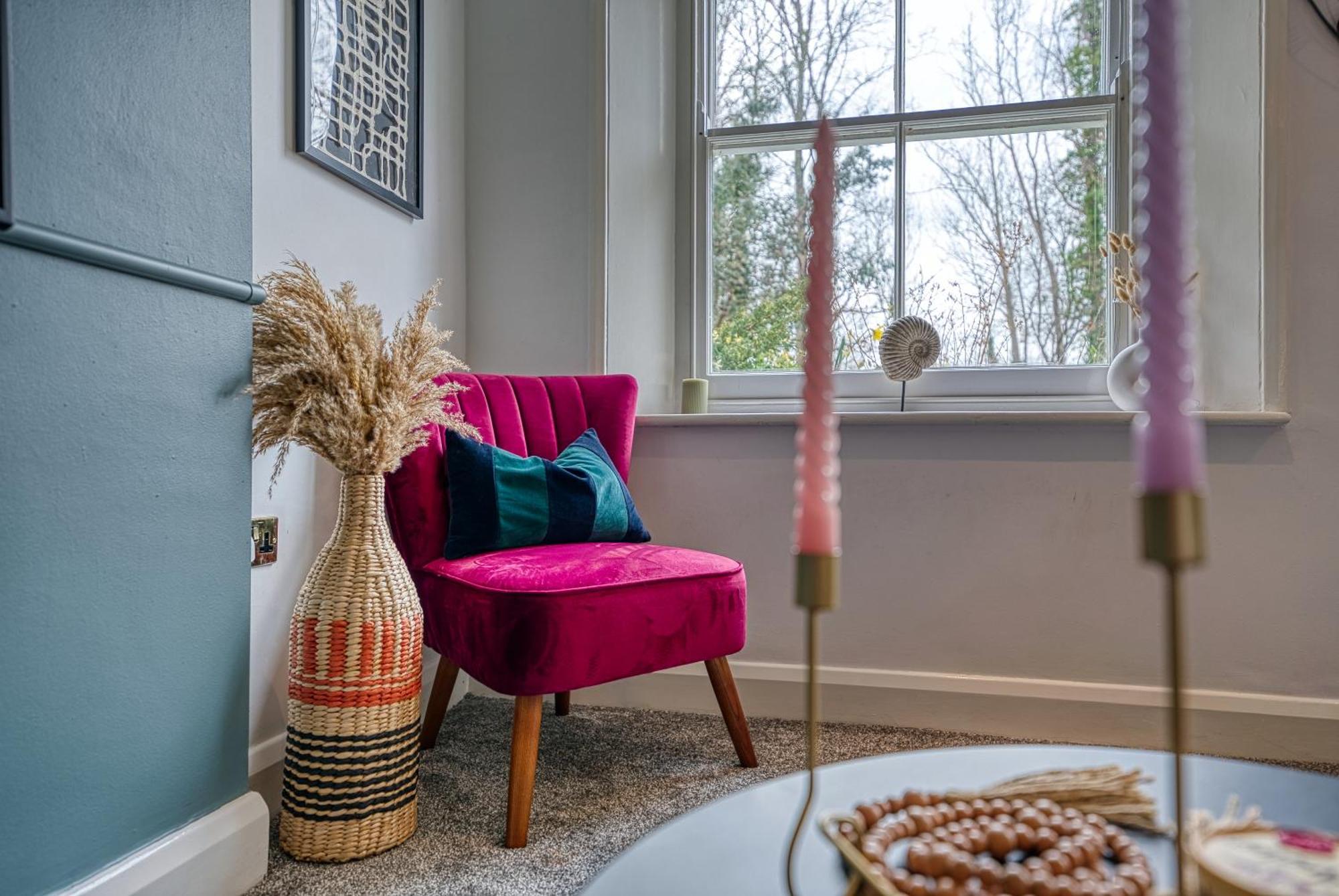 2 Bedroom Stylish Spacious Apt, Sleeps 6, Central Cheltenham, With Free Parking - By Blue Puffin Stays Экстерьер фото